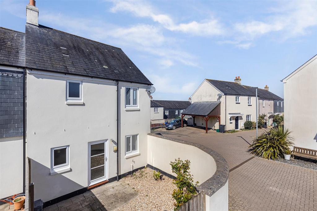 2 bedroom terraced house to rent