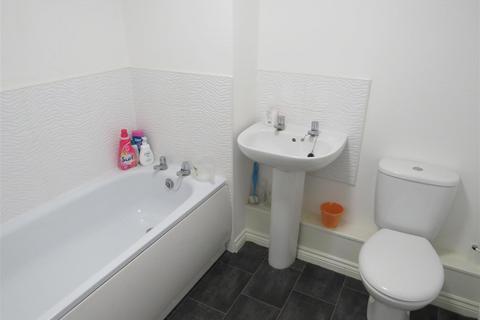2 bedroom flat to rent, Signals Drive, Coventry, CV3