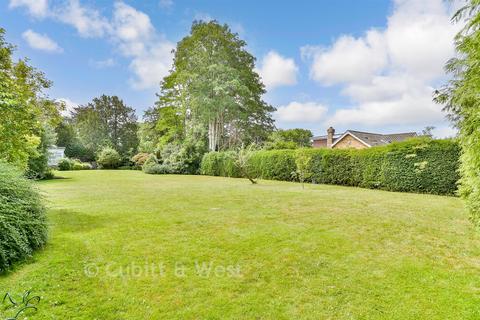 3 bedroom flat for sale, Wrayfield Avenue, Reigate RH2
