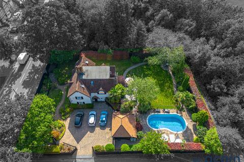 6 bedroom detached house for sale, Uxbridge Road, Pinner HA5