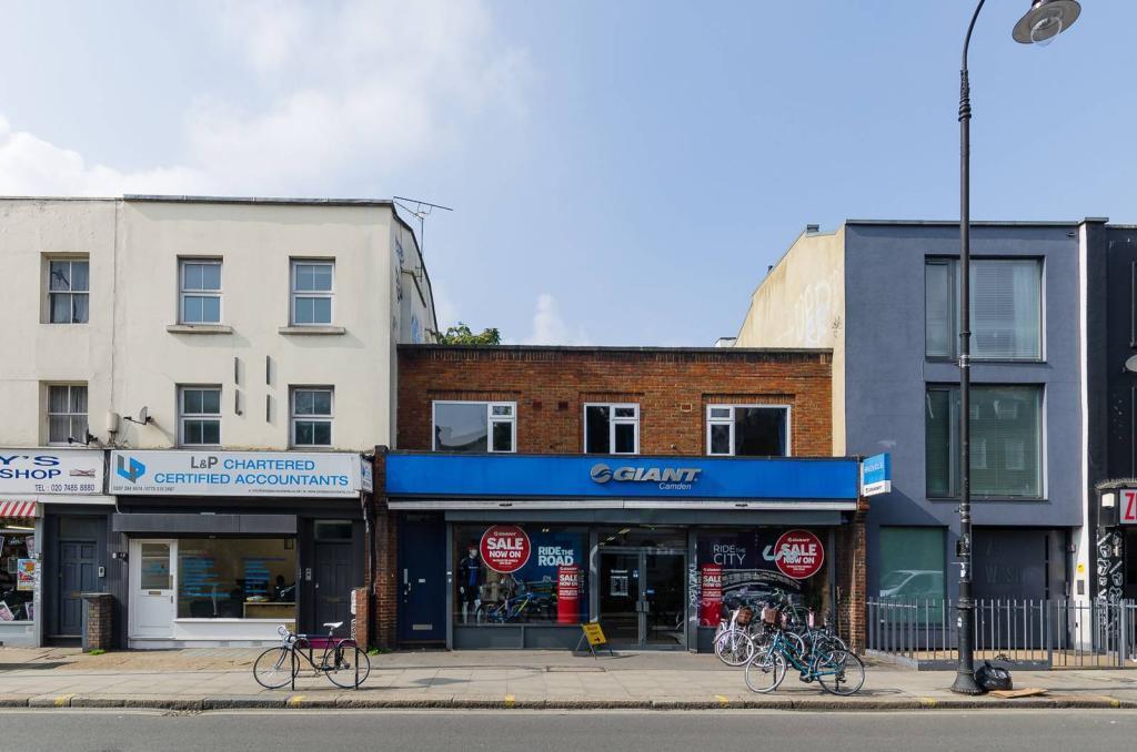 3 bedroom flat to rent