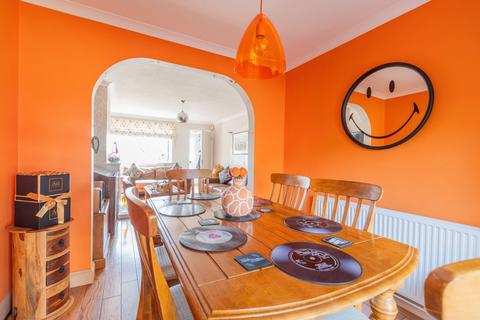 3 bedroom semi-detached house for sale, South Hill Close, Thorpe St Andrew