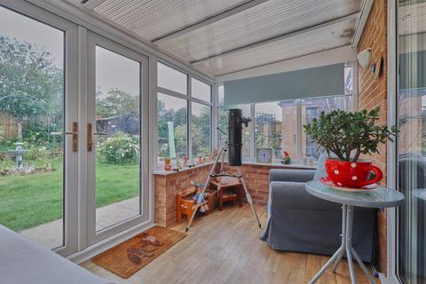 2 bedroom detached bungalow for sale, Far Lash, Burbage
