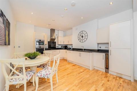 2 bedroom flat for sale, Warren Street, London W1T