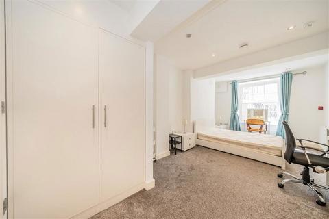 2 bedroom flat for sale, Warren Street, London W1T