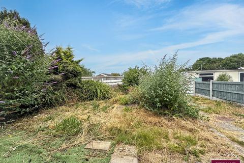 2 bedroom semi-detached bungalow for sale, Clwyd Court, Prestatyn, Denbighshire  LL19 8DP