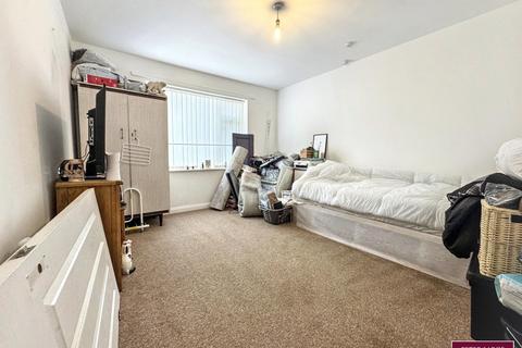 2 bedroom semi-detached bungalow for sale, Clwyd Court, Prestatyn, Denbighshire  LL19 8DP