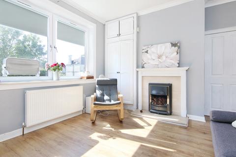 2 bedroom flat for sale, 87/1 Lochend Gardens, Lochend, Edinburgh, EH7 6DQ