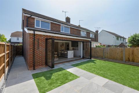 4 bedroom semi-detached house for sale, Old Bridge Road, Whitstable