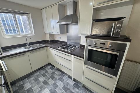 2 bedroom apartment to rent, Craggs Row, Preston