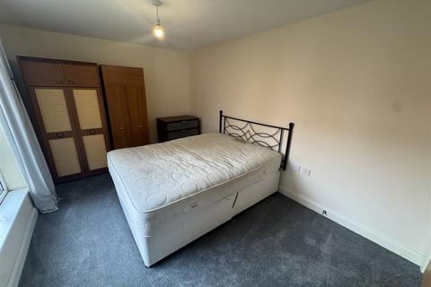 2 bedroom apartment to rent, Craggs Row, Preston