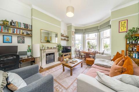 2 bedroom flat for sale, Tierney Road, London SW2