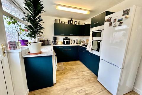 3 bedroom semi-detached house for sale, Larchwood Crescent, Leyland, Lancashire, PR25
