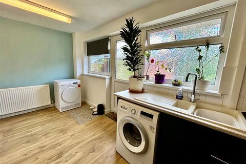 3 bedroom semi-detached house for sale, Larchwood Crescent, Leyland, Lancashire, PR25