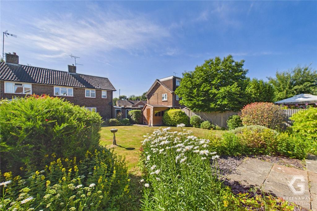 3 bedroom semi-detached house for sale in Crawley on OnTheMarket