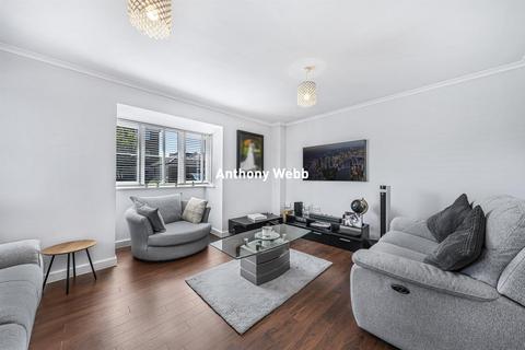 3 bedroom end of terrace house for sale, Aldermere Avenue, Cheshunt, Waltham Cross, EN8