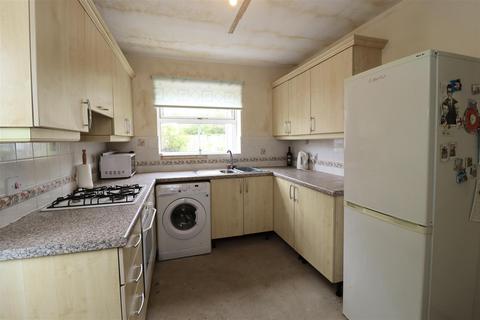 3 bedroom detached house for sale, St. Aiden Close, Market Weighton, York