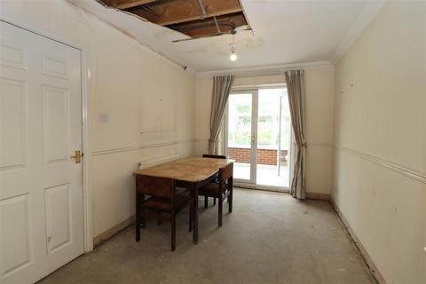 3 bedroom detached house for sale, St. Aiden Close, Market Weighton, York