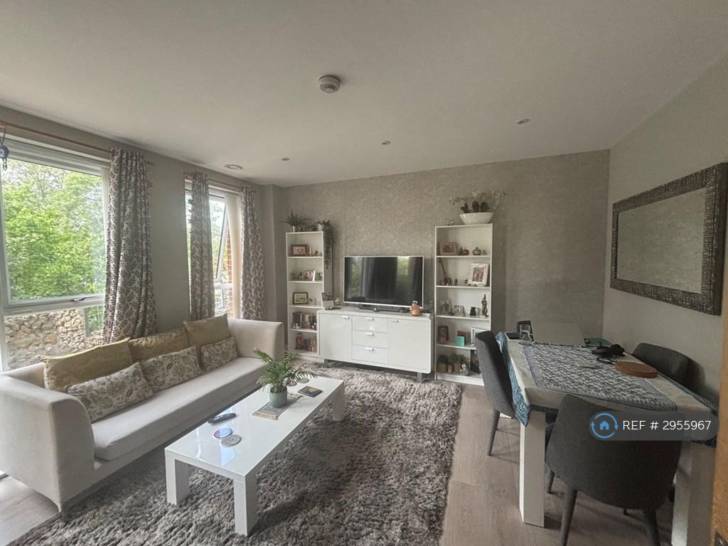 2 bedroom flat to rent
