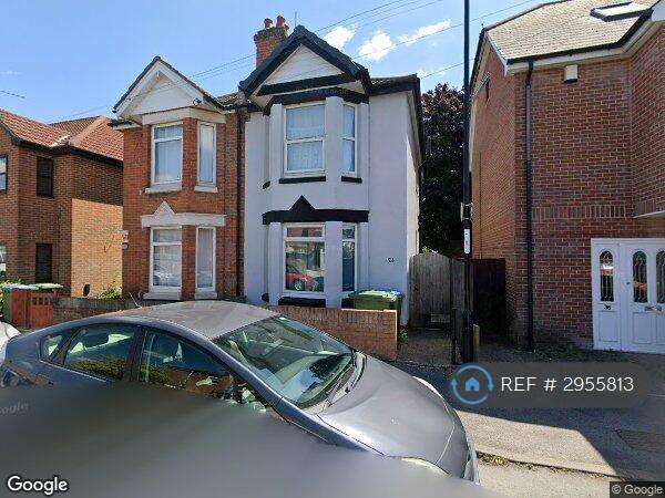 3 bedroom semi-detached house to rent