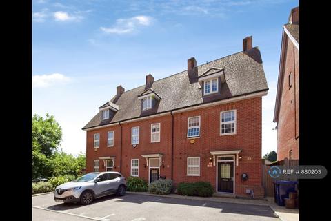 4 bedroom end of terrace house to rent, Collison Avenue, Barnet, EN5