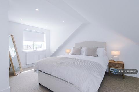 3 bedroom end of terrace house to rent, Pickmere Road, Wilmslow, SK9