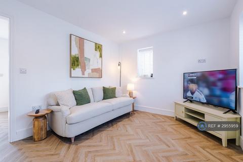 3 bedroom end of terrace house to rent, Pickmere Road, Wilmslow, SK9