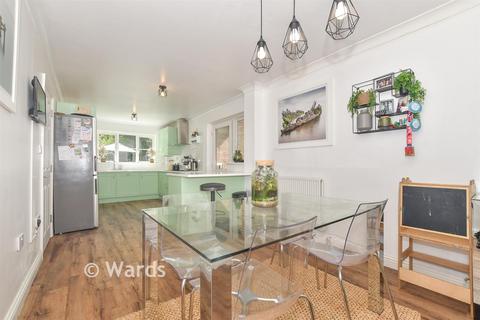 5 bedroom detached house for sale, Forest Avenue, Ashford TN25