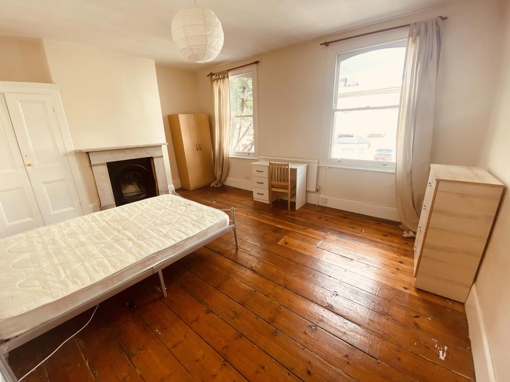 5 bedroom terraced house to rent