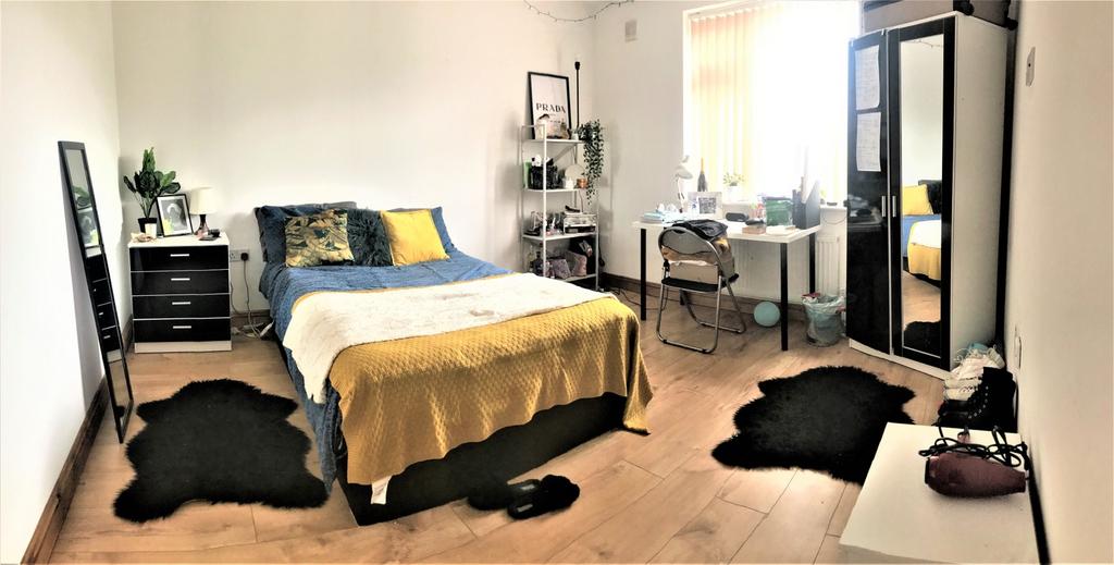 3 bedroom house share to rent