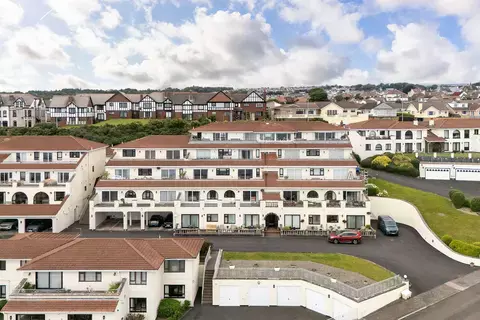 2 bedroom apartment for sale, 23, King Edward Bay Apartments, Onchan