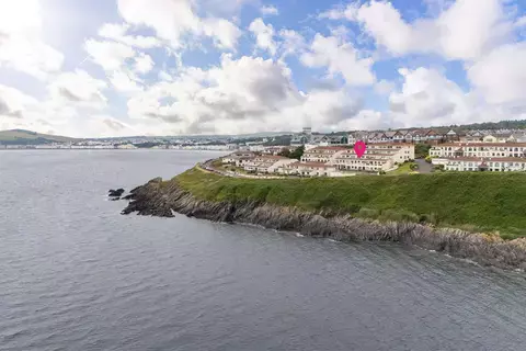 2 bedroom apartment for sale, 23, King Edward Bay Apartments, Onchan