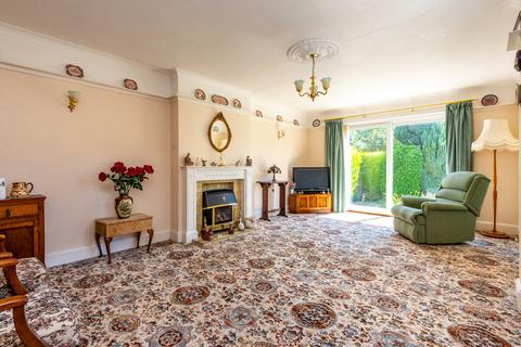 4 bedroom detached house for sale, Purvis Road, Rushden NN10
