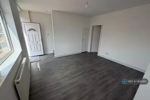 3 bedroom terraced house to rent – pohled 2