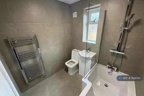 3 bedroom terraced house to rent – pohled 5