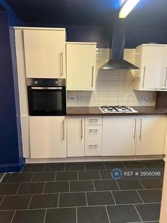4 bedroom terraced house to rent, Westminster Gardens, Barking, IG11