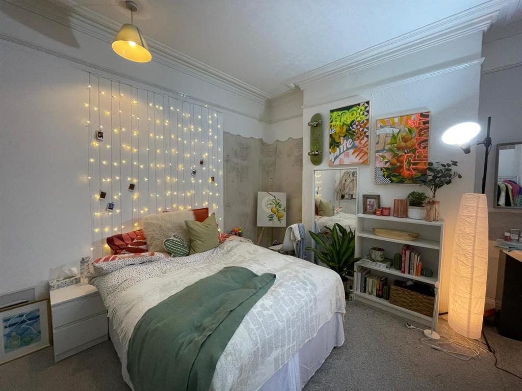 7 bedroom house share to rent