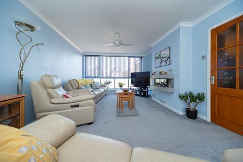 4 bedroom detached house for sale, Leconfield Road, Loughborough, LE11