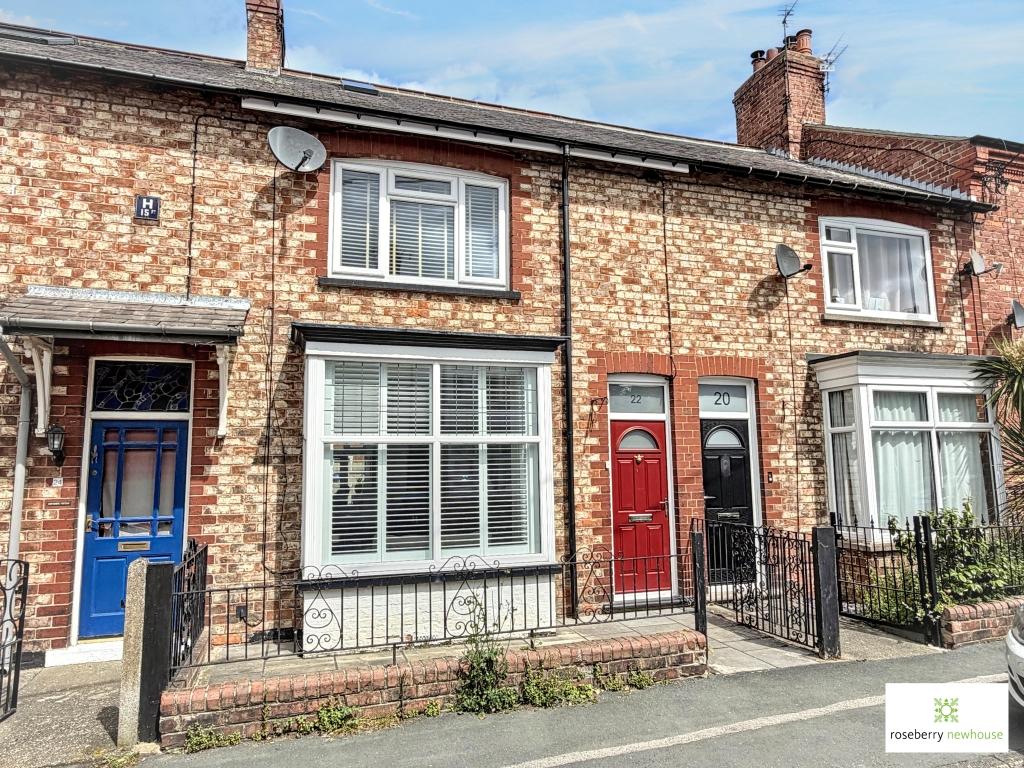 3 bedroom terraced house for sale