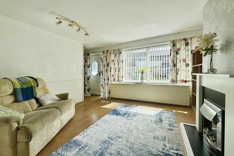 3 bedroom semi-detached house for sale, Danesmoor Drive, Bury