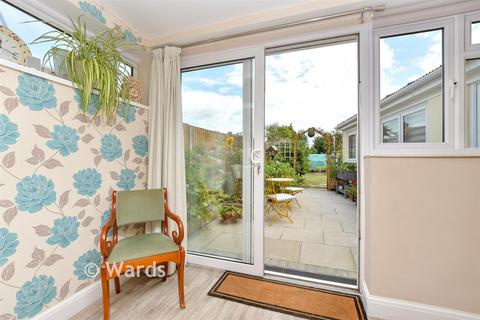 3 bedroom semi-detached house for sale, Manor Grove, Sittingbourne ME10