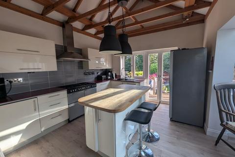 3 bedroom detached bungalow for sale, Thynne Road, Billericay