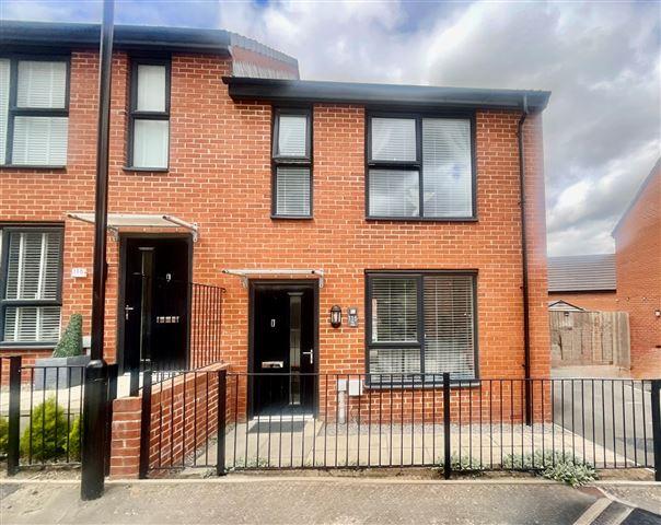 2 bedroom semi-detached house for sale