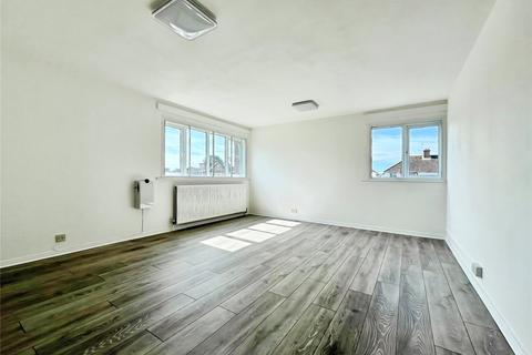2 bedroom apartment to rent, Sandown Close, Hounslow, TW5