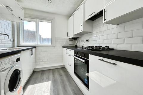 2 bedroom apartment to rent, Sandown Close, Hounslow, TW5