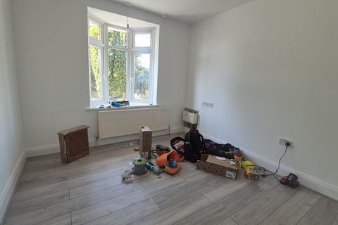 3 bedroom terraced house to rent, Tyrell Avenue, Welling DA16