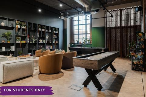 Studio to rent, Childers Street, London SE8