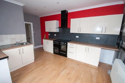 1 bedroom flat to rent, Brooklyn Place, Buxton