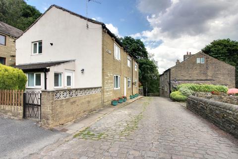 2 bedroom semi-detached house for sale, Binns Hill, Warley