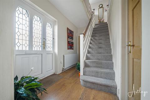 4 bedroom detached house for sale, Crestacre Close, Newton, Swansea